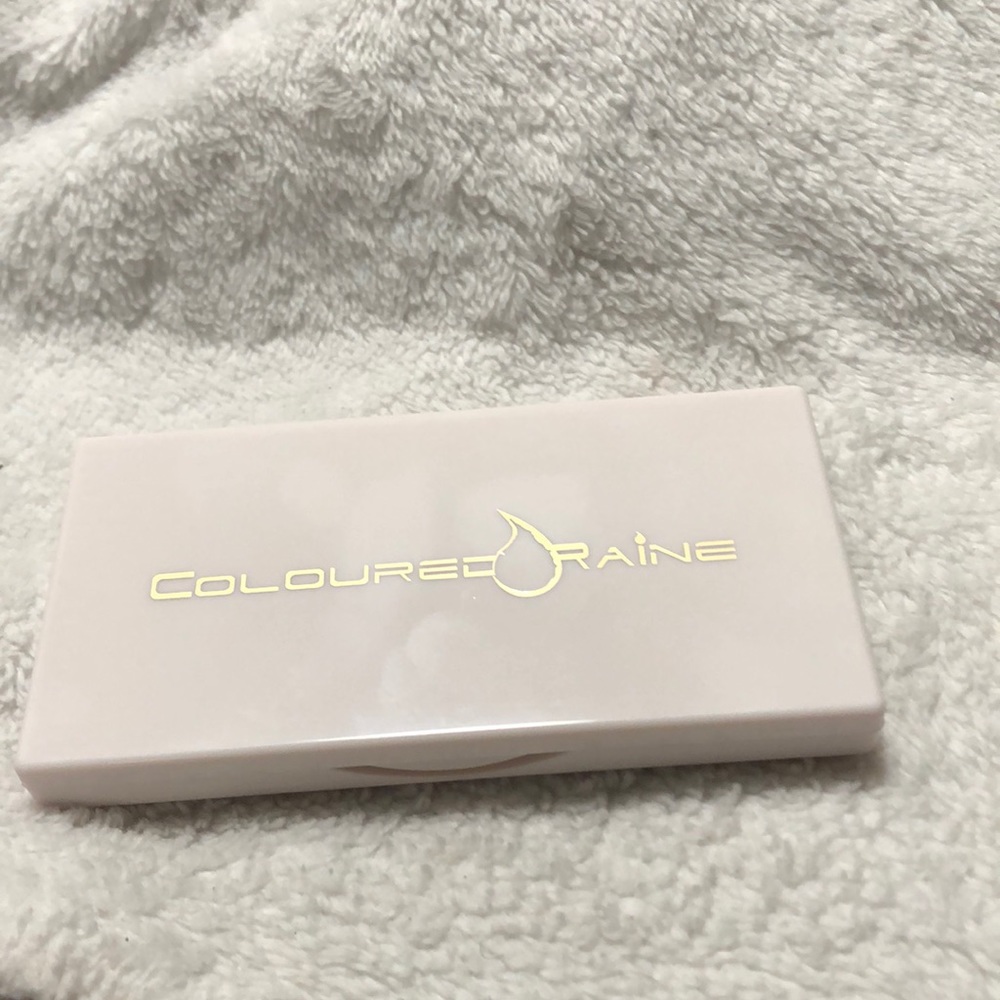 Vineyard Soirée eyeshadw palette